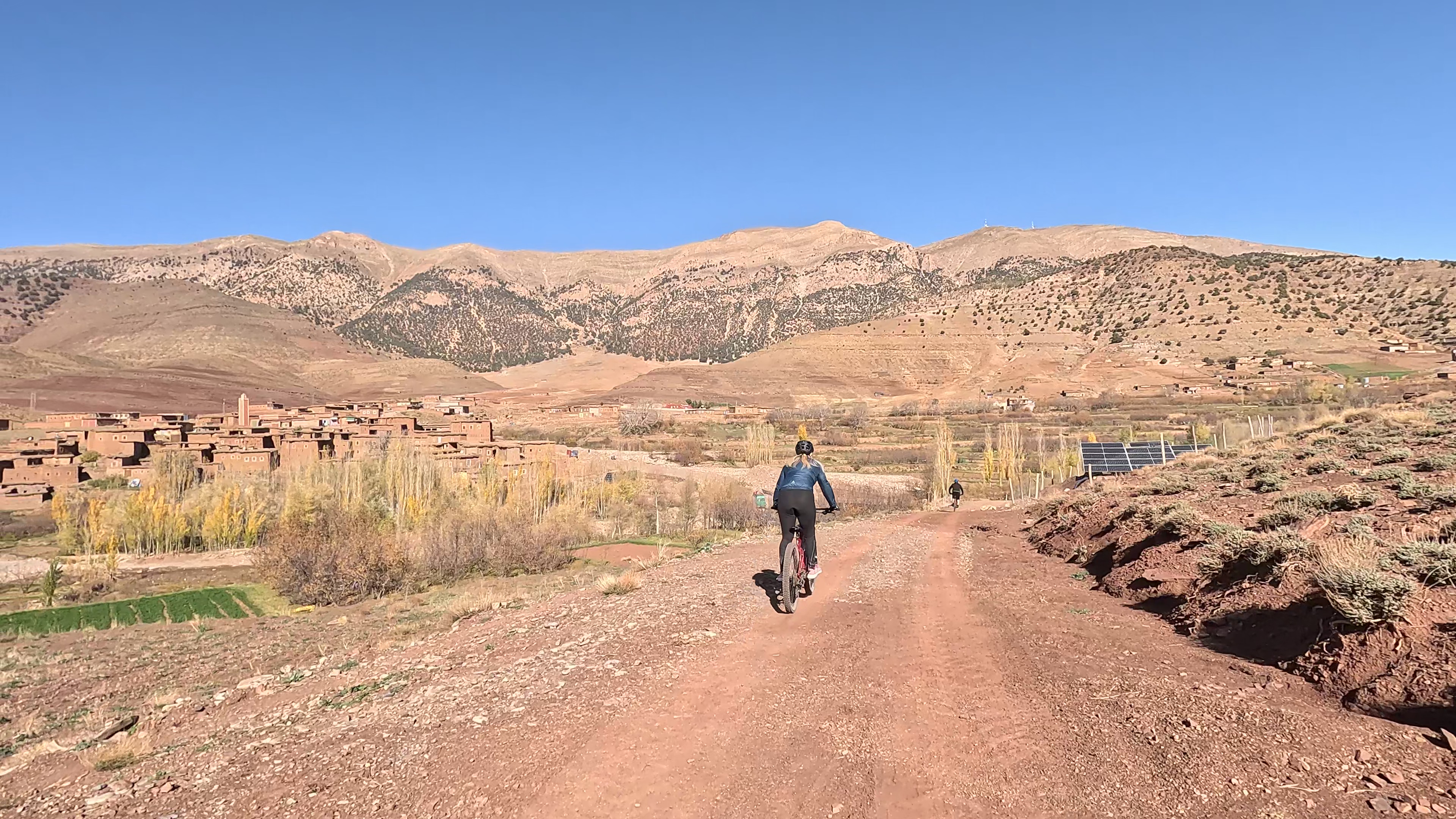 6-day luxurious mountain biking journey across the stunning landscapes of Morocco