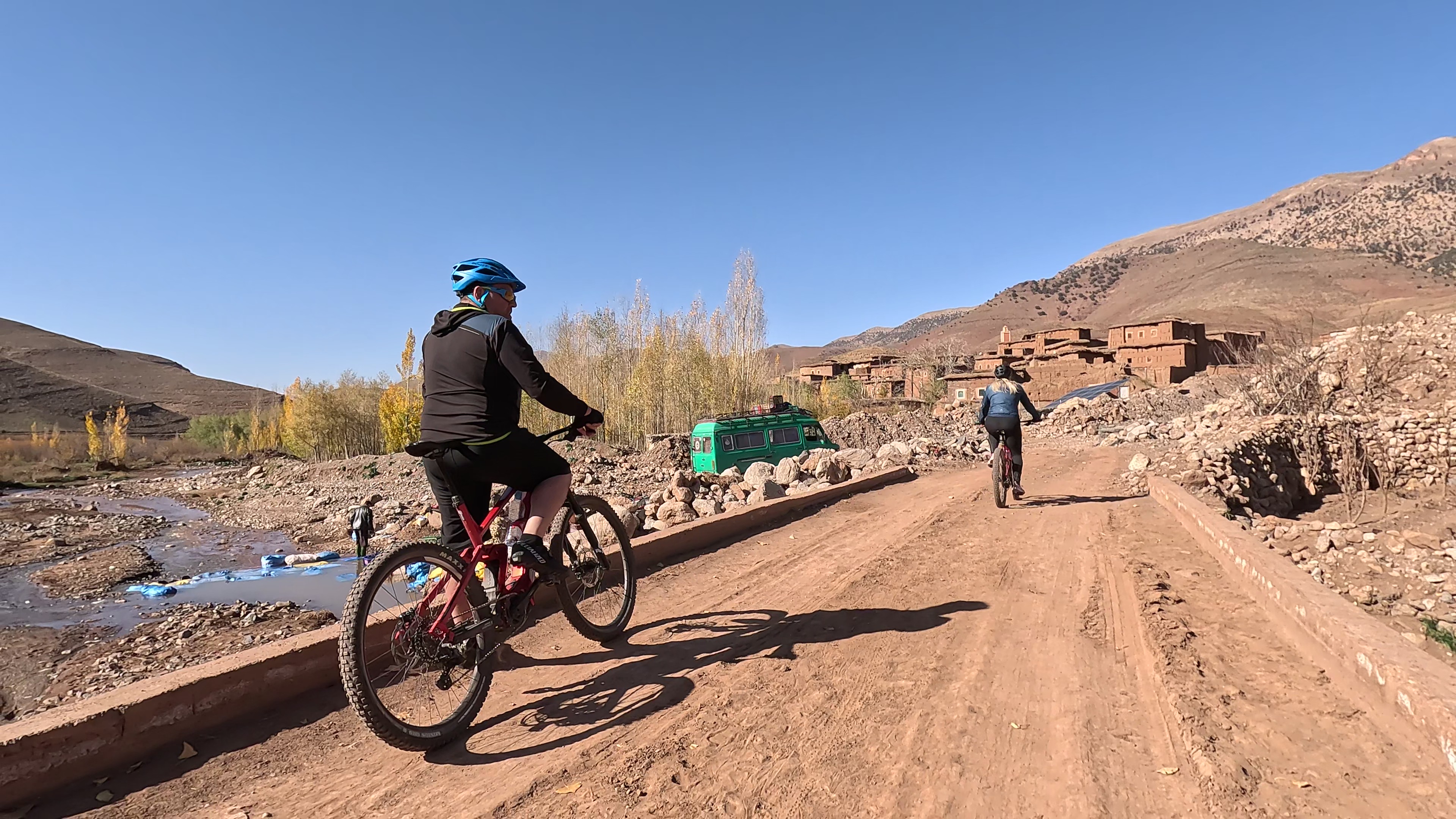 6-day luxurious mountain biking journey across the stunning landscapes of Morocco