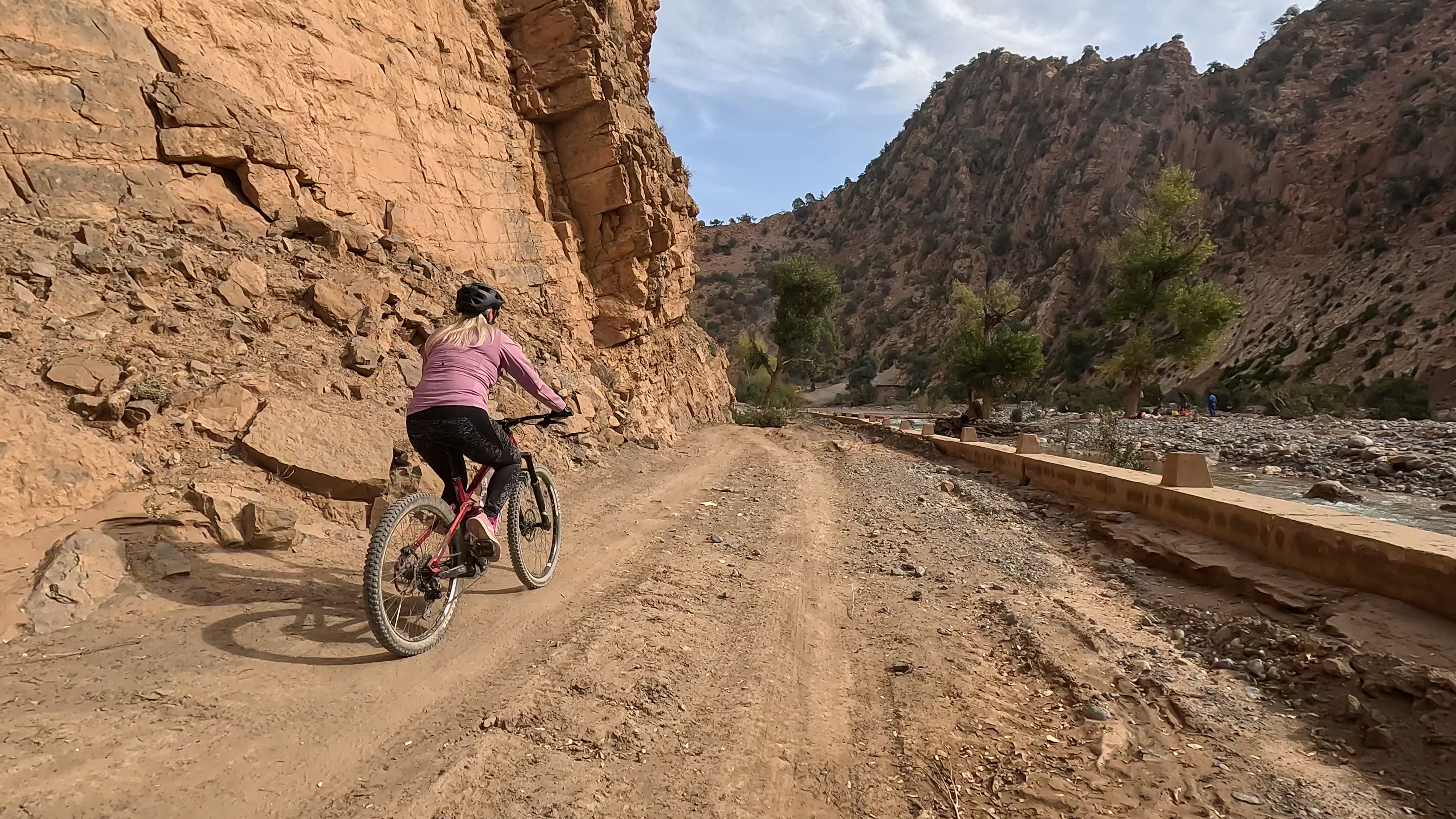 Explore Atlas Mountains: Epic Singletrack Mountain Biking Tours